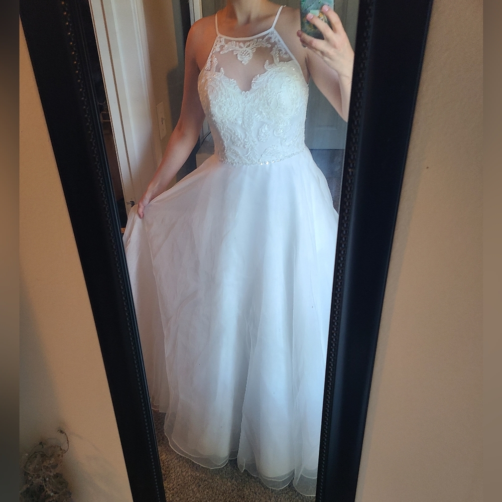 DB Studio Wedding Dress: Embellished Halter A-Line Softwhite Size 6 NWT
